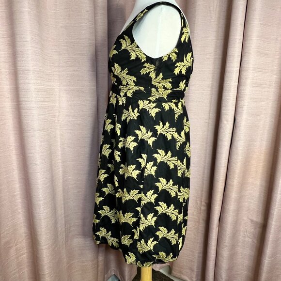 See By Chloé Black & Gold Embroidered Sleeveless Dress Women Size 6 V-Neck Elega - Picture 13 of 14
